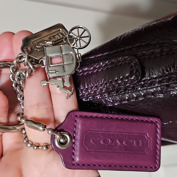 Coach EUC Y2K Crinkle Leather Purple Hobo With Matching Wrislet - Picture 2 of 16